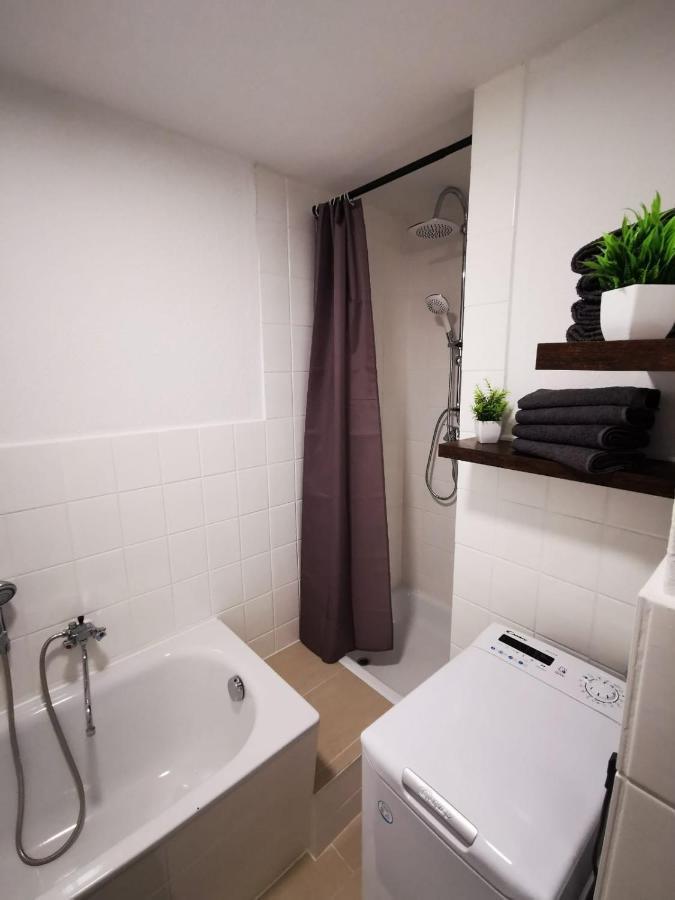 Zentral Und Ruhig In Chemnitz Apartment Ngoại thất bức ảnh
